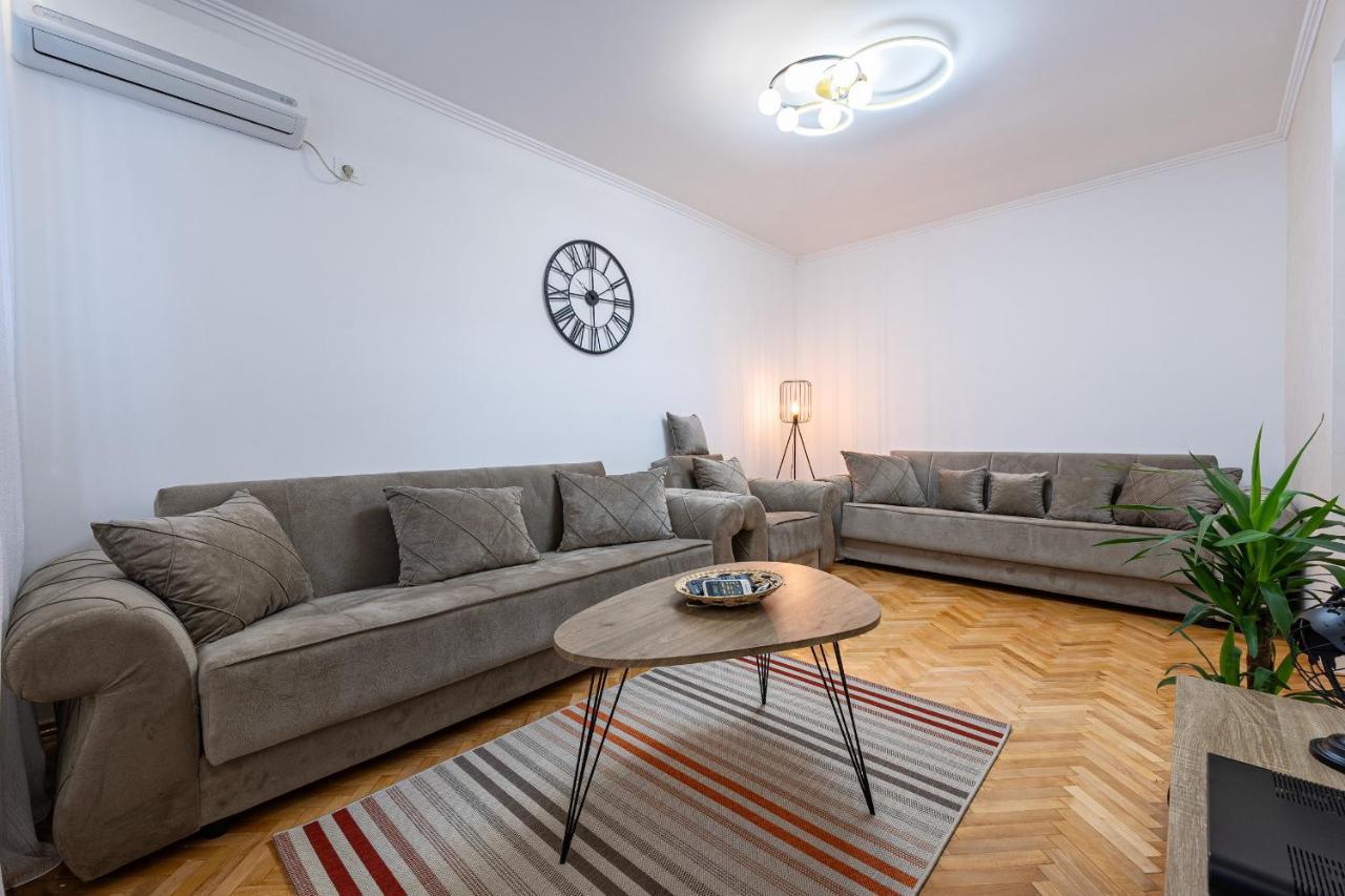 Clock Tower Lux Apartment Podgorica Exterior foto